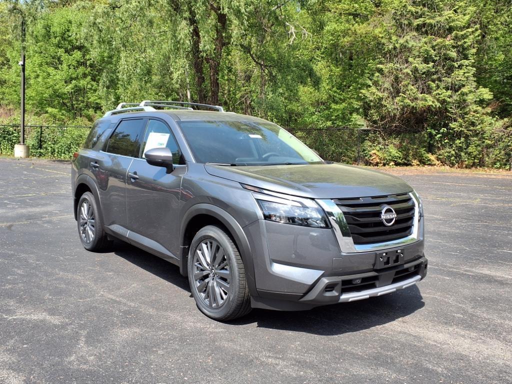 new 2025 Nissan Pathfinder car, priced at $44,381