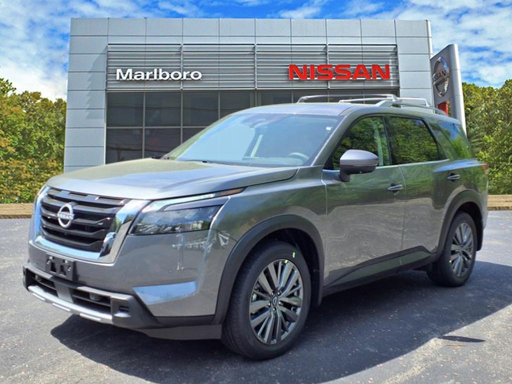 new 2025 Nissan Pathfinder car, priced at $44,381