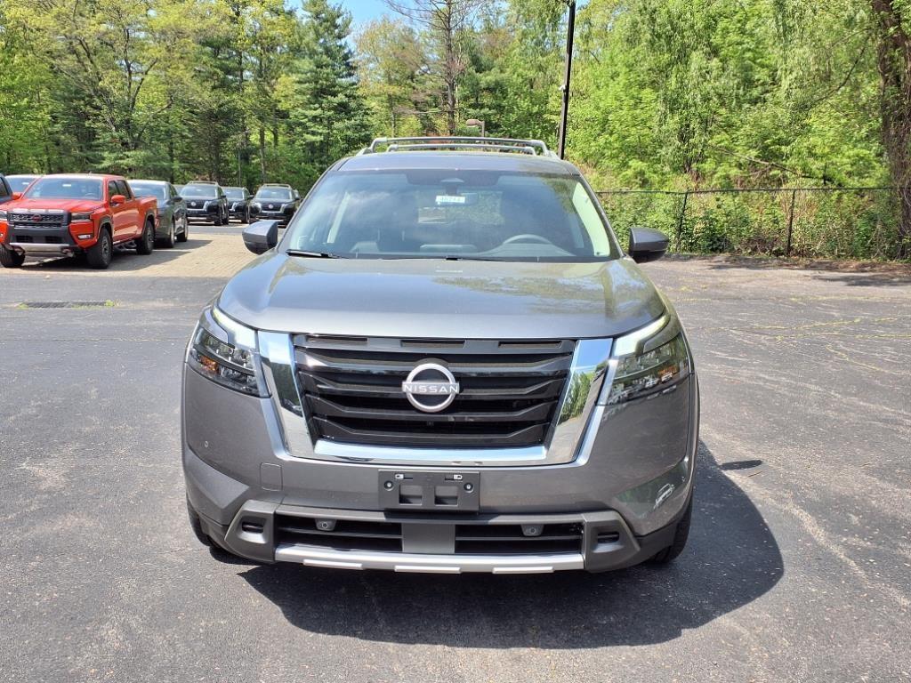 new 2025 Nissan Pathfinder car, priced at $44,381
