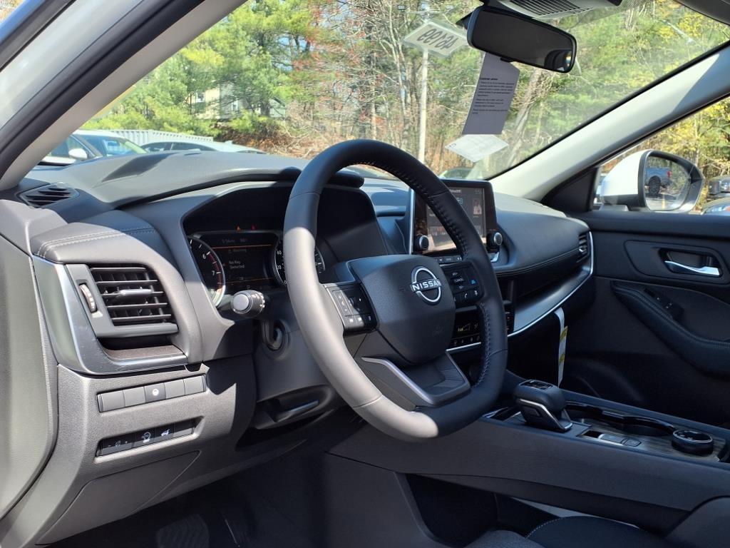 new 2025 Nissan Rogue car, priced at $33,534