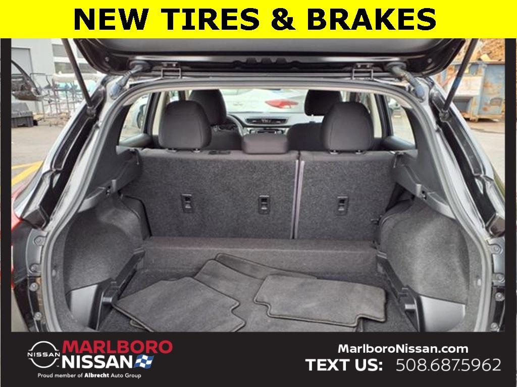 used 2022 Nissan Rogue Sport car, priced at $20,999