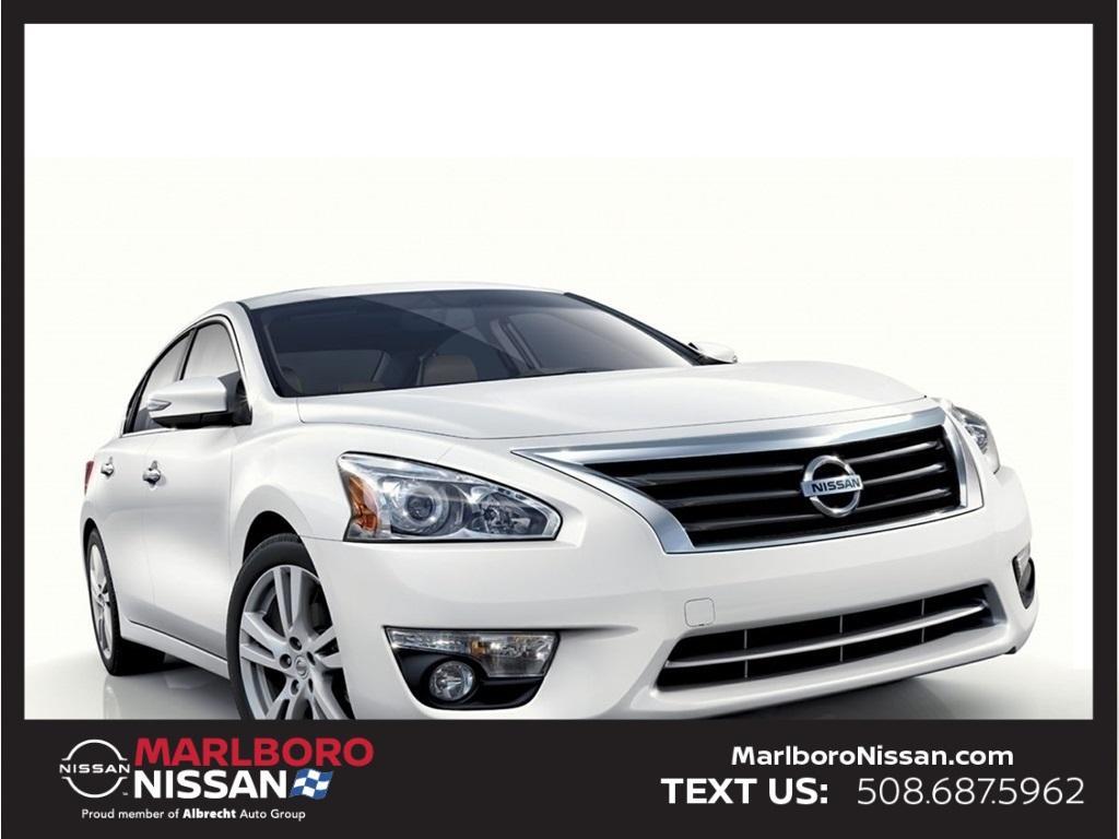 used 2014 Nissan Altima car, priced at $9,899