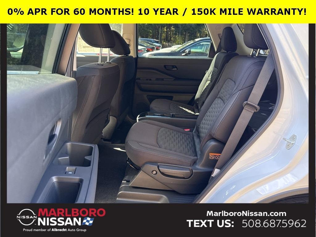 new 2025 Nissan Pathfinder car, priced at $38,439