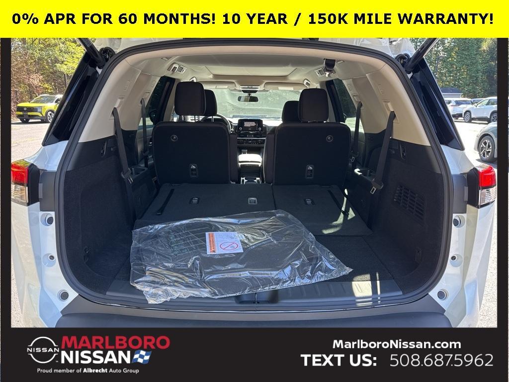 new 2025 Nissan Pathfinder car, priced at $38,439