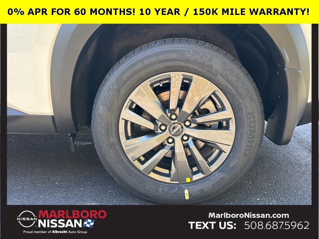 new 2025 Nissan Pathfinder car, priced at $38,439