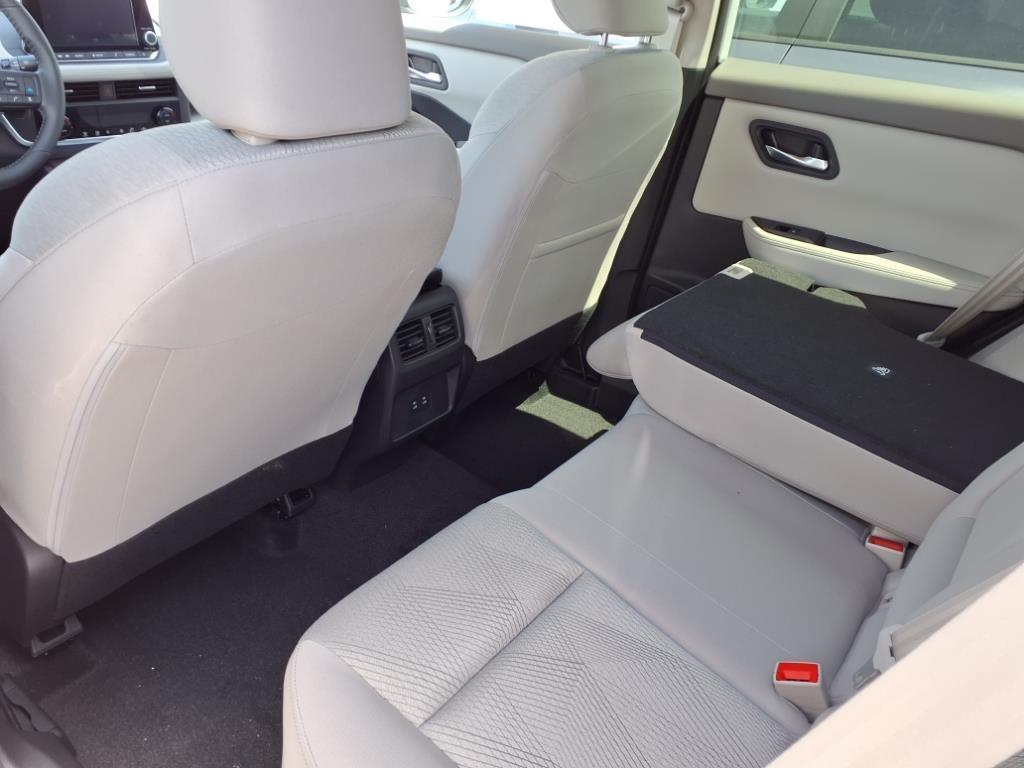new 2025 Nissan Rogue car, priced at $33,534