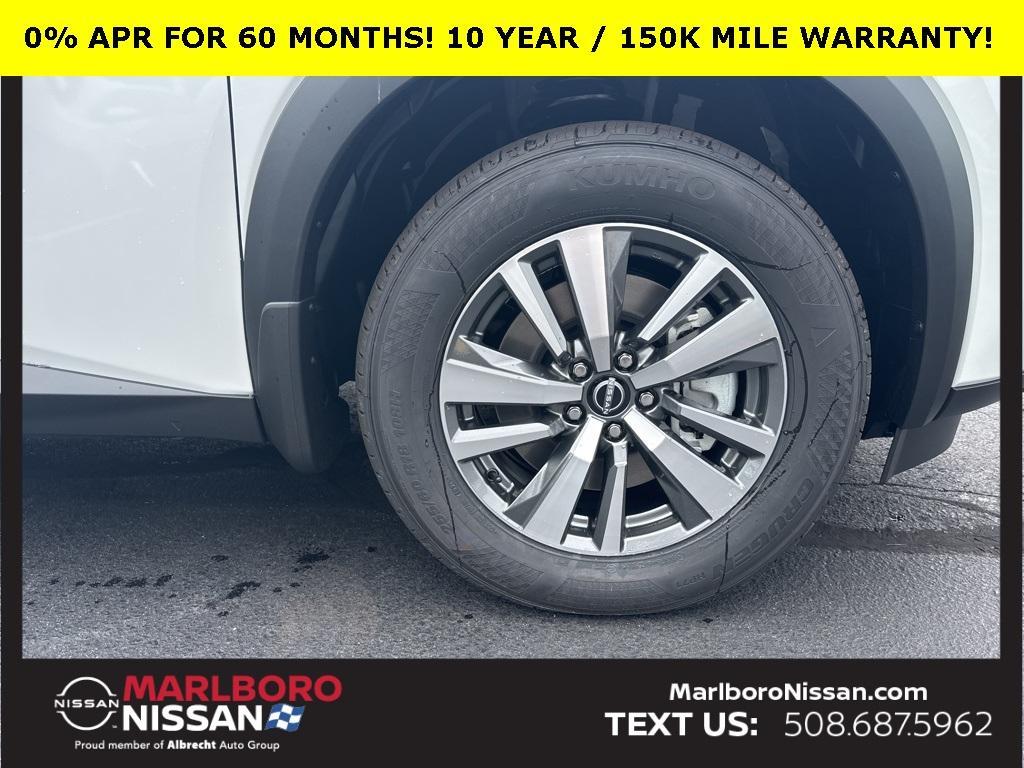 new 2025 Nissan Pathfinder car, priced at $45,591