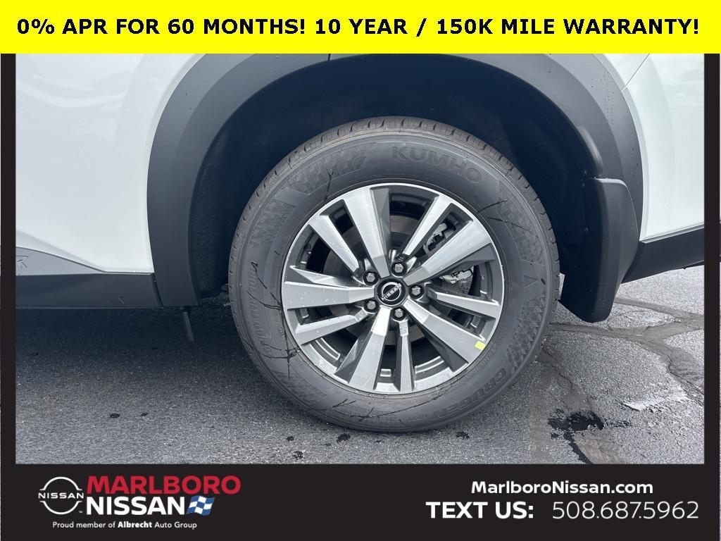 new 2025 Nissan Pathfinder car, priced at $45,591