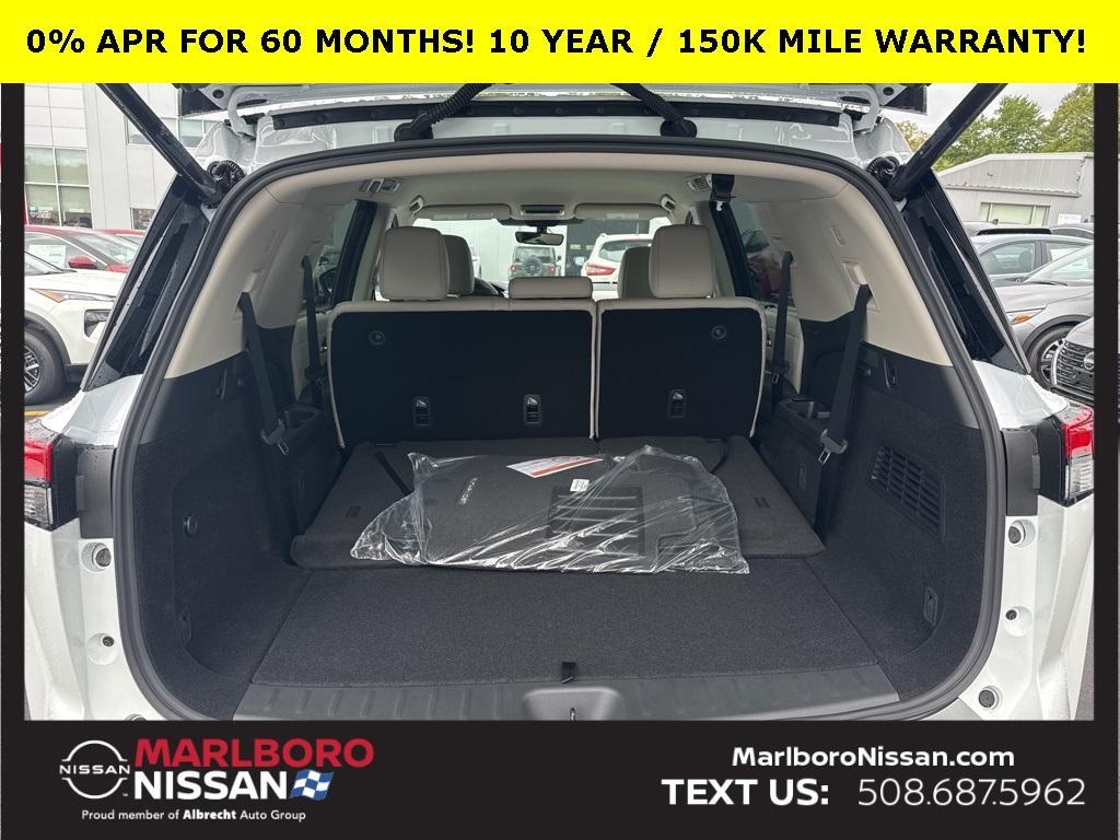 new 2025 Nissan Pathfinder car, priced at $45,591