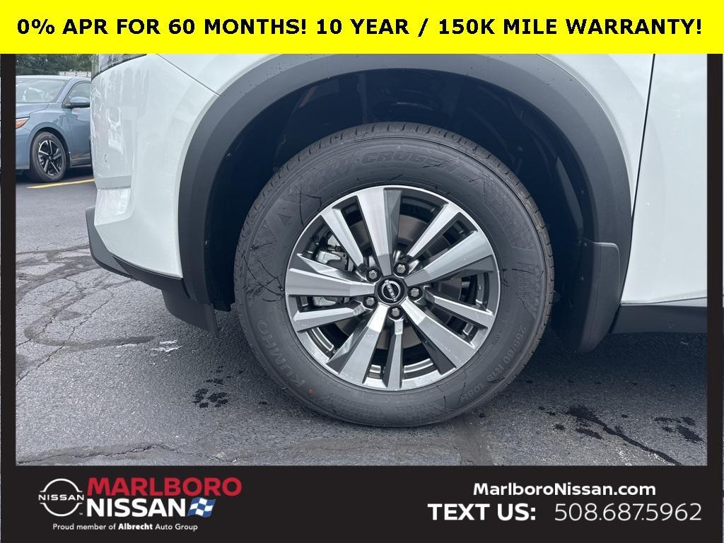 new 2025 Nissan Pathfinder car, priced at $45,591