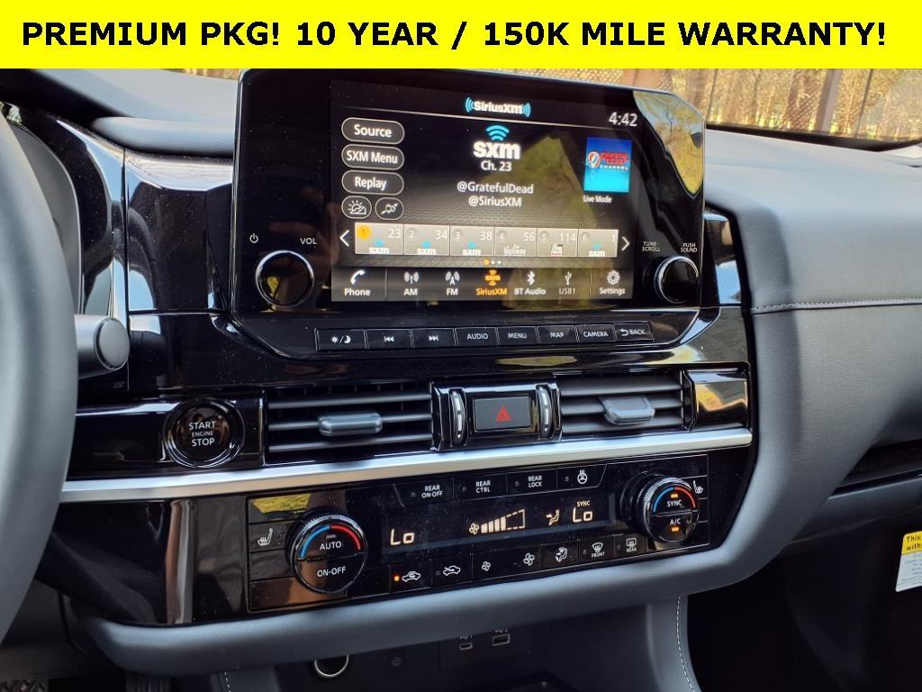 new 2025 Nissan Pathfinder car, priced at $46,652
