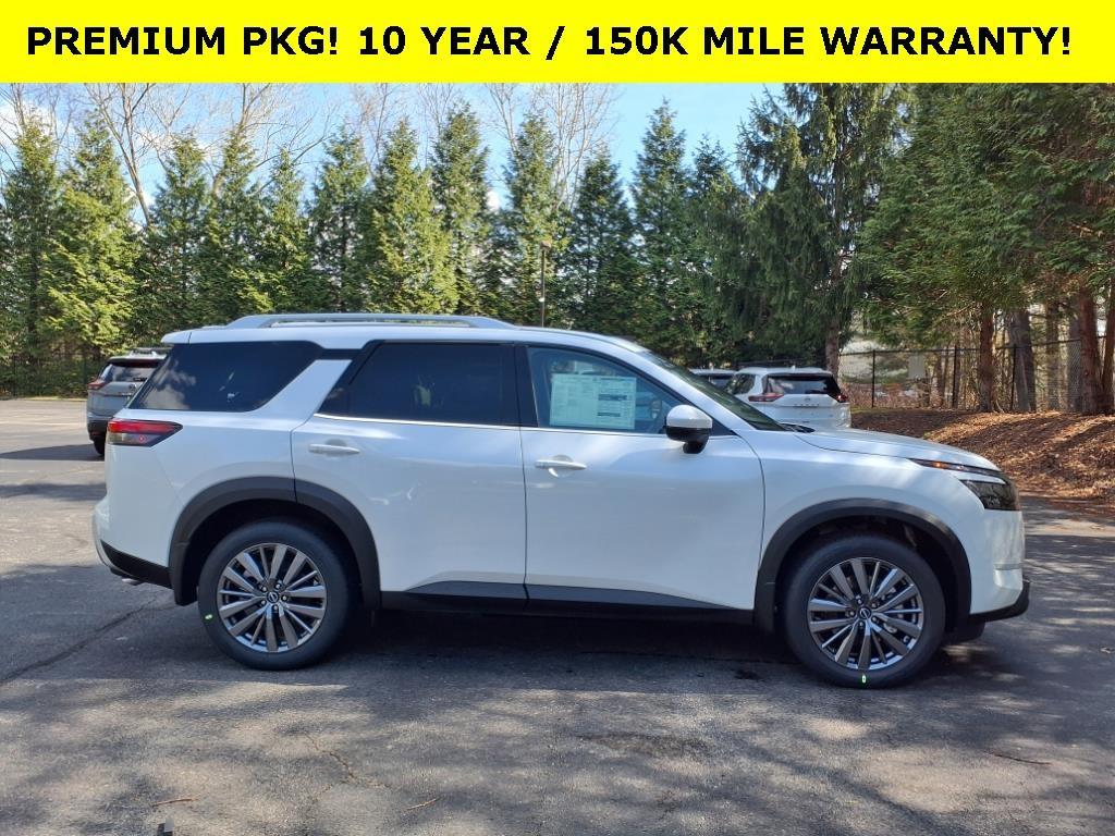 new 2025 Nissan Pathfinder car, priced at $46,652