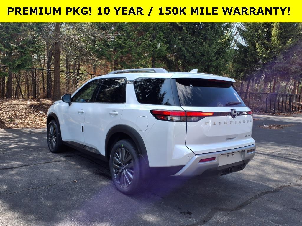 new 2025 Nissan Pathfinder car, priced at $46,652