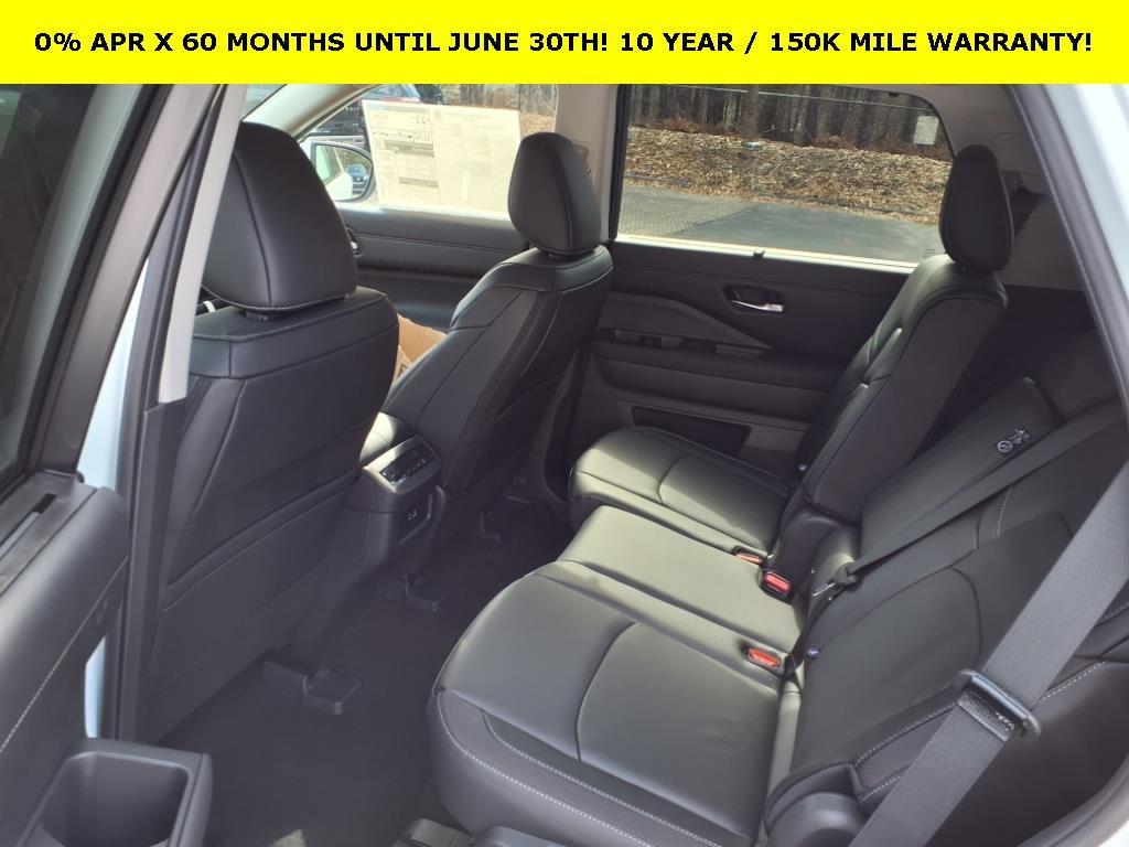 new 2025 Nissan Pathfinder car, priced at $44,083