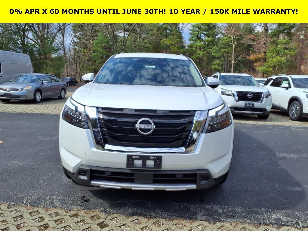 new 2025 Nissan Pathfinder car, priced at $44,083