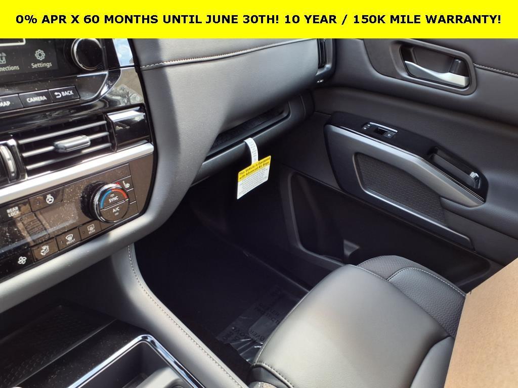 new 2025 Nissan Pathfinder car, priced at $44,083