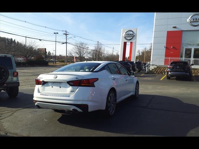 used 2023 Nissan Altima car, priced at $25,986