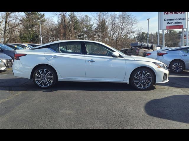 used 2023 Nissan Altima car, priced at $25,986