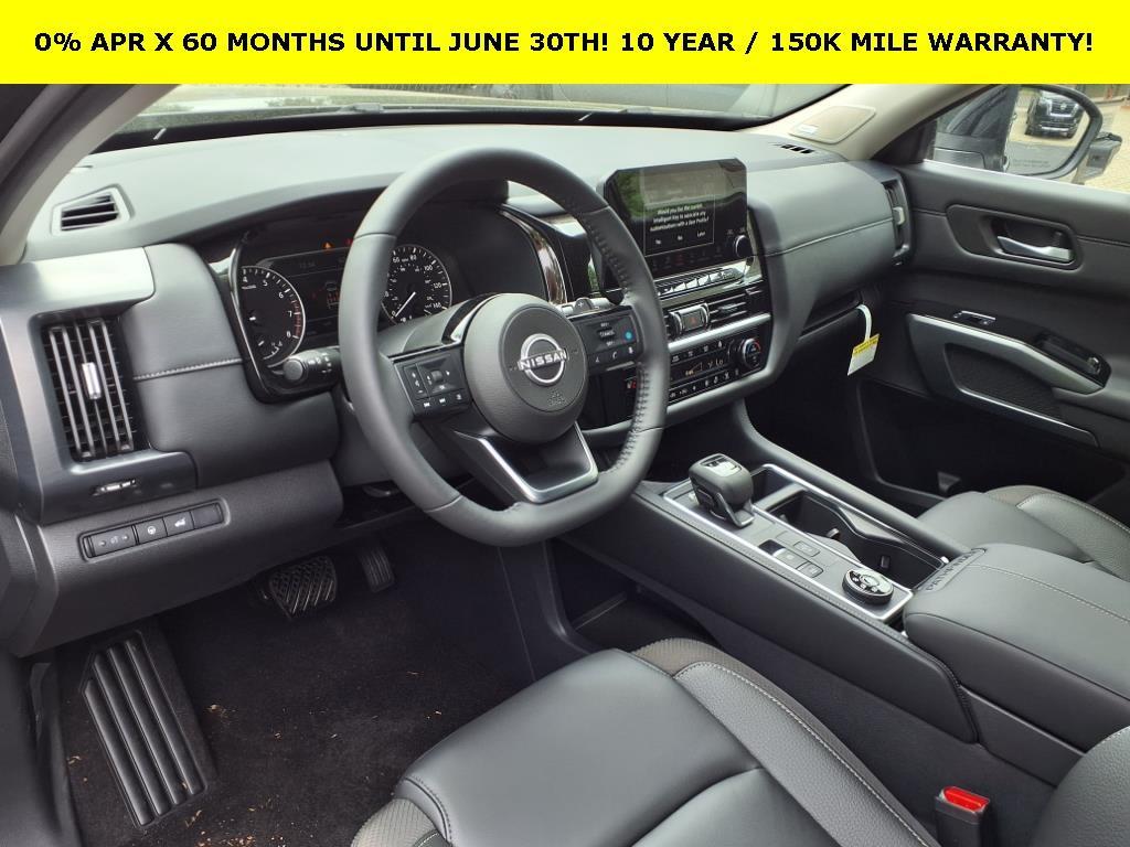 new 2025 Nissan Pathfinder car, priced at $47,131