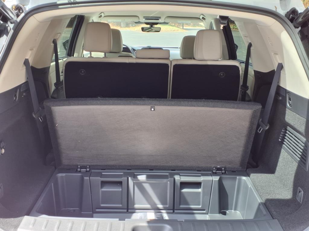 new 2025 Nissan Pathfinder car, priced at $42,583