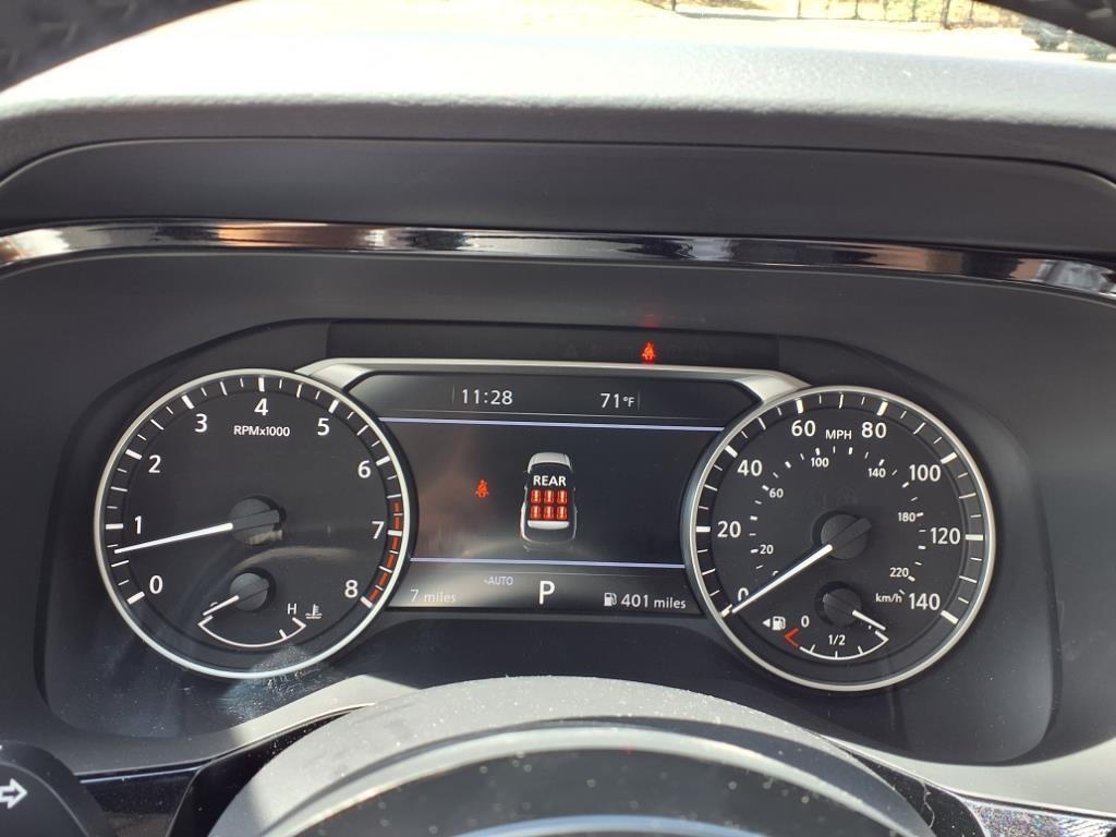 new 2025 Nissan Pathfinder car, priced at $42,583