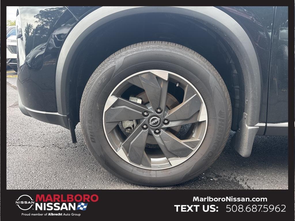 used 2024 Nissan Rogue car, priced at $28,869