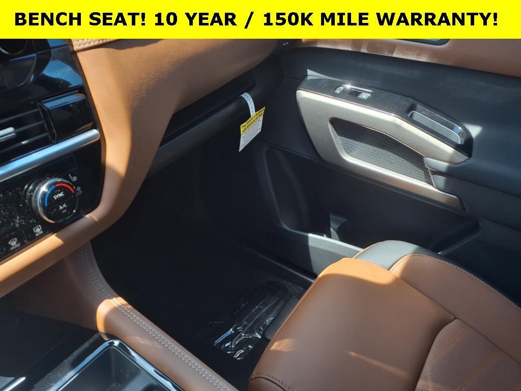 new 2025 Nissan Pathfinder car, priced at $51,765