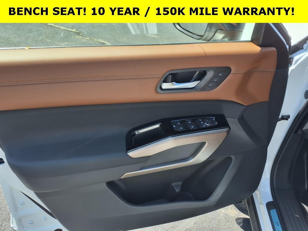 new 2025 Nissan Pathfinder car, priced at $51,765
