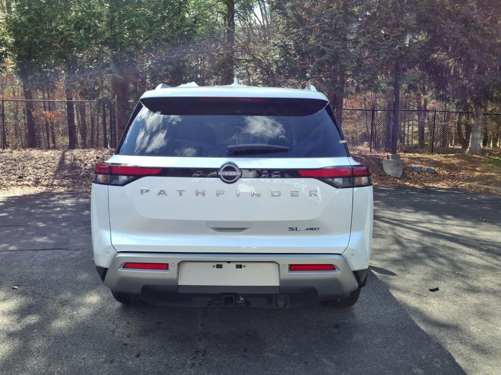 new 2025 Nissan Pathfinder car, priced at $45,230