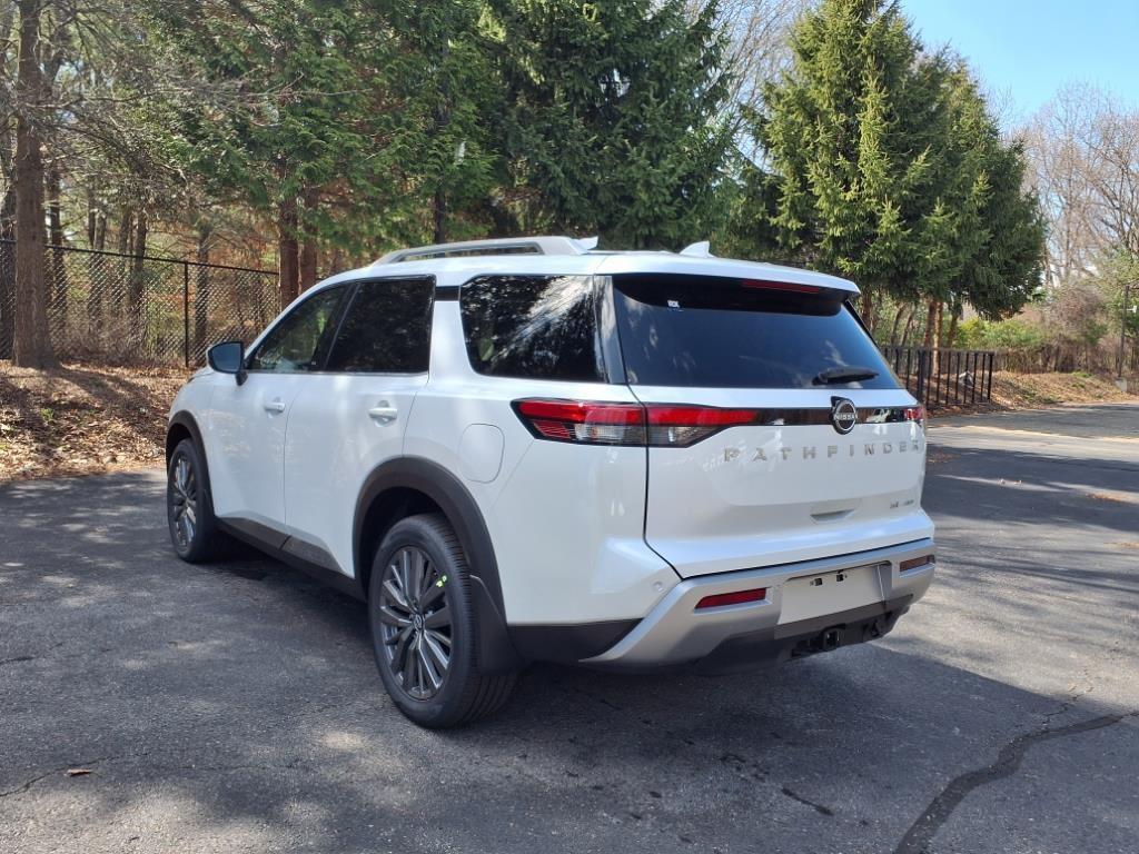 new 2025 Nissan Pathfinder car, priced at $45,230