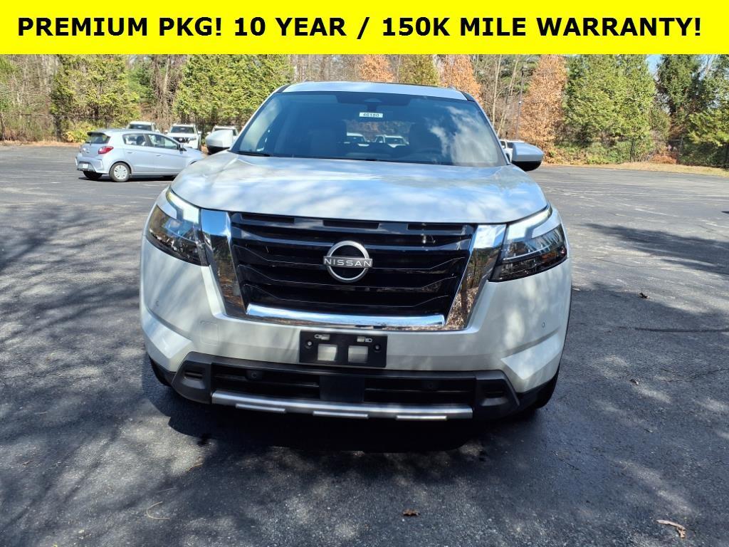 new 2025 Nissan Pathfinder car, priced at $46,730