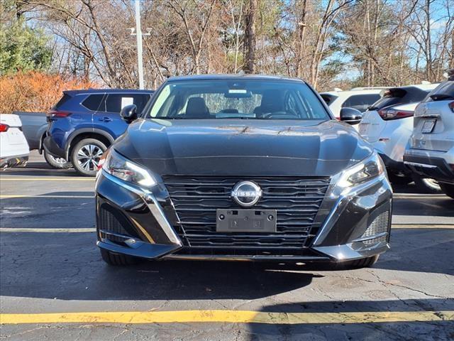 new 2025 Nissan Altima car, priced at $29,322