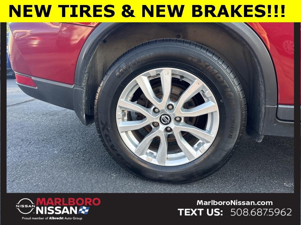 used 2019 Nissan Rogue car, priced at $10,729