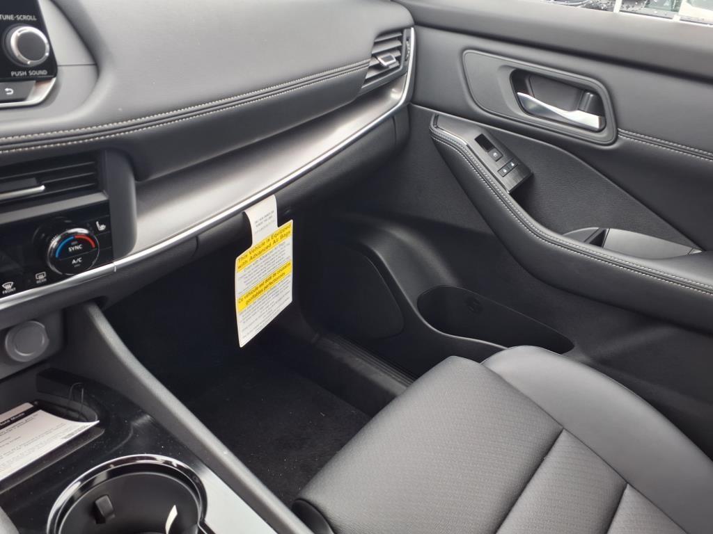 new 2025 Nissan Rogue car, priced at $34,456