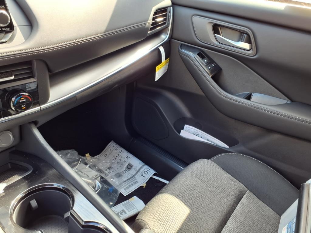 new 2025 Nissan Rogue car, priced at $33,563