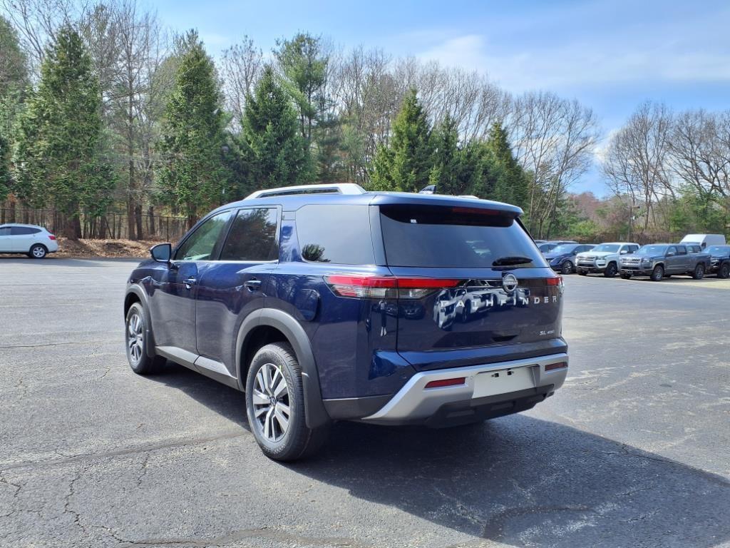 new 2025 Nissan Pathfinder car, priced at $44,707