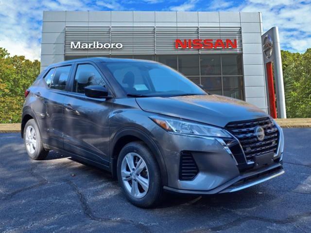 new 2025 Nissan Kicks car, priced at $23,260