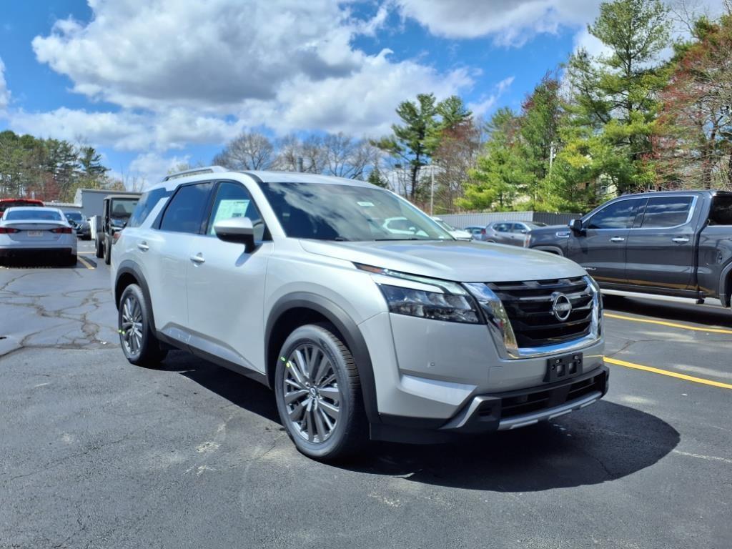 new 2025 Nissan Pathfinder car, priced at $44,945