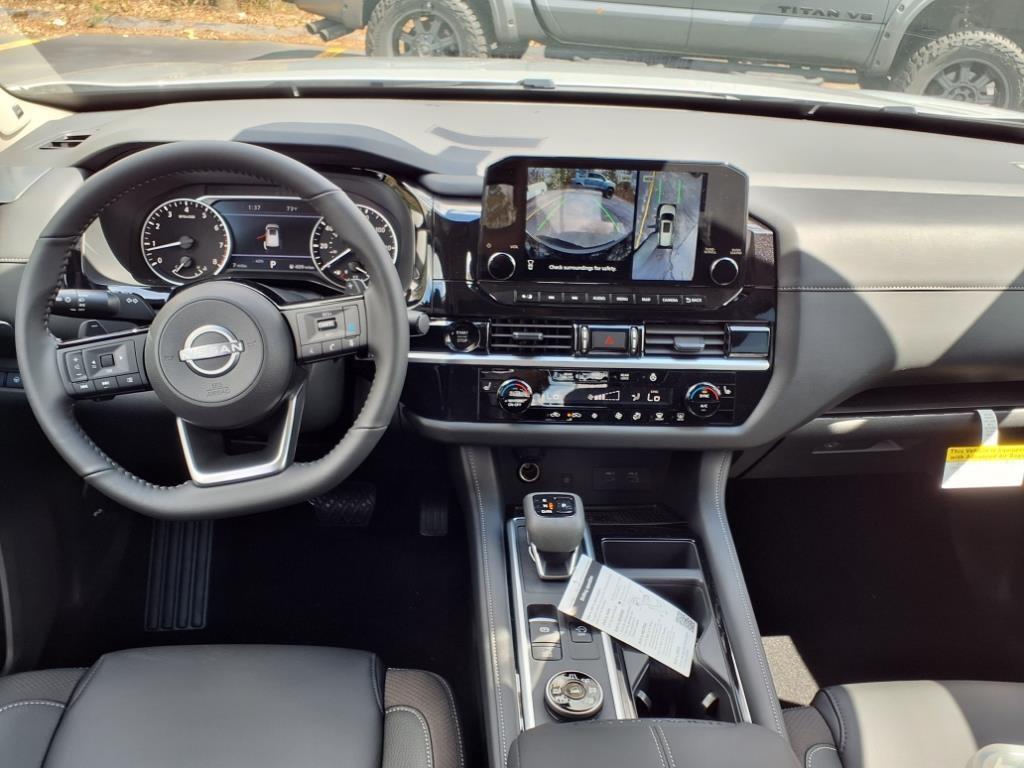 new 2025 Nissan Pathfinder car, priced at $44,945