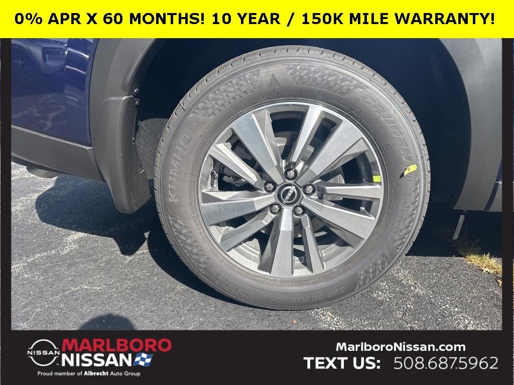 new 2025 Nissan Pathfinder car, priced at $40,191