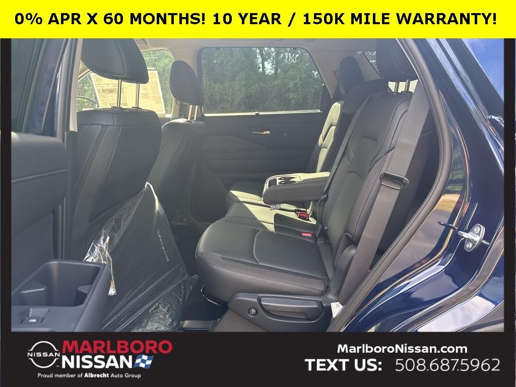 new 2025 Nissan Pathfinder car, priced at $40,191