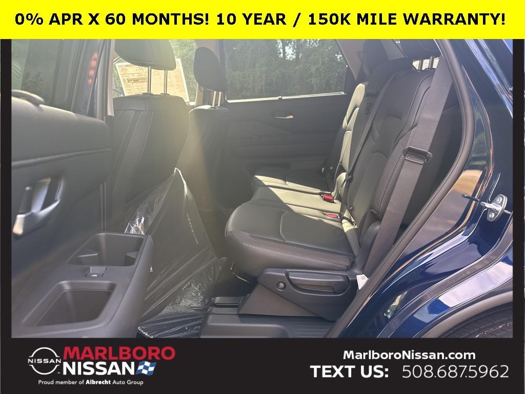 new 2025 Nissan Pathfinder car, priced at $40,191