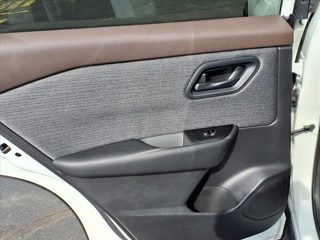 used 2023 Nissan Rogue car, priced at $22,999