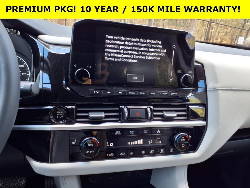 new 2025 Nissan Pathfinder car, priced at $46,821