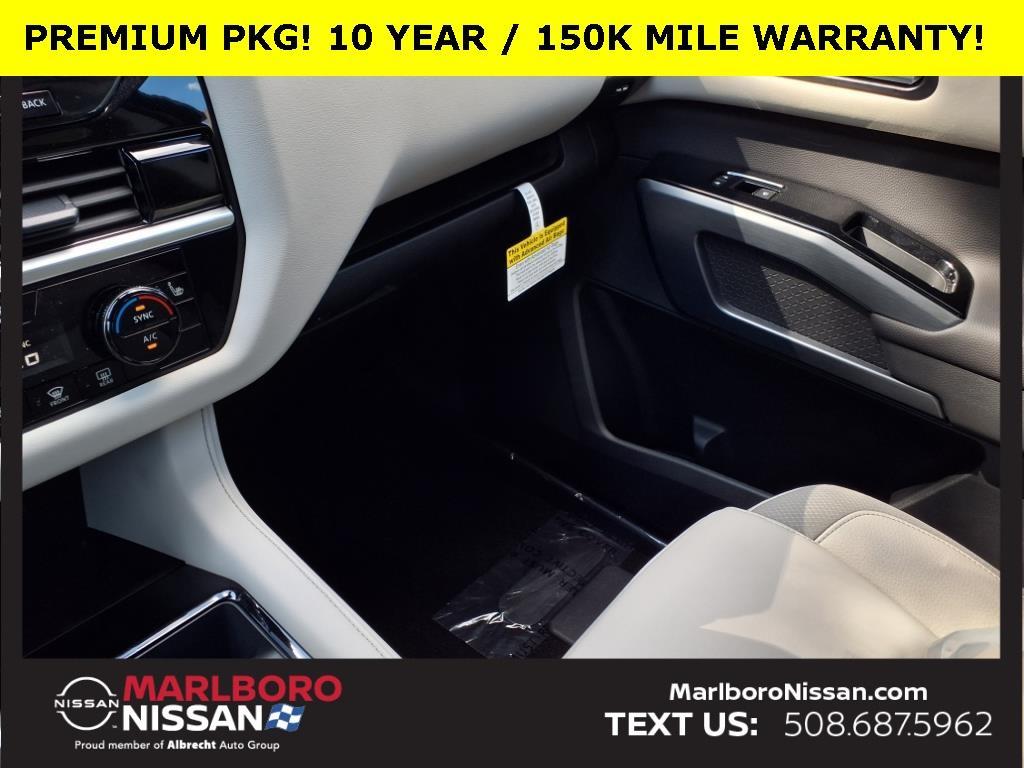 new 2025 Nissan Pathfinder car, priced at $46,821