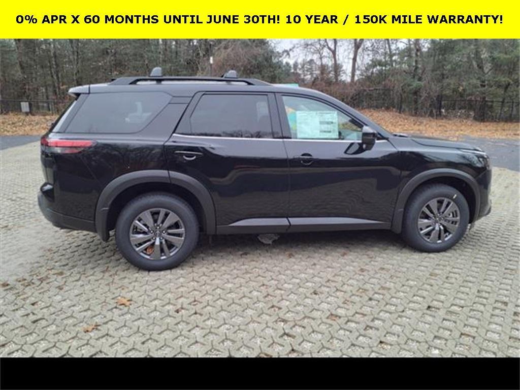 new 2025 Nissan Pathfinder car, priced at $40,992