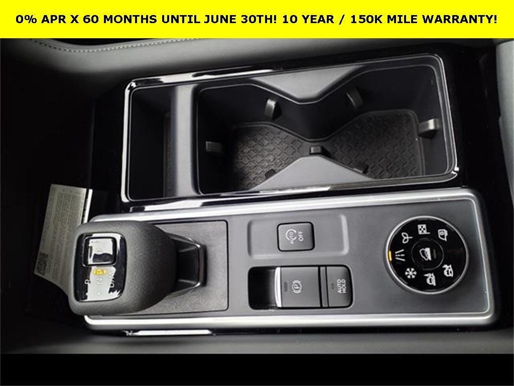 new 2025 Nissan Pathfinder car, priced at $40,992