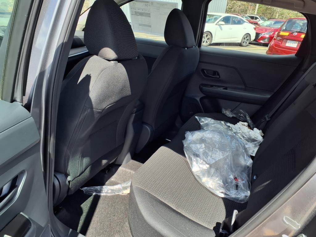 new 2025 Nissan Kicks car, priced at $25,180