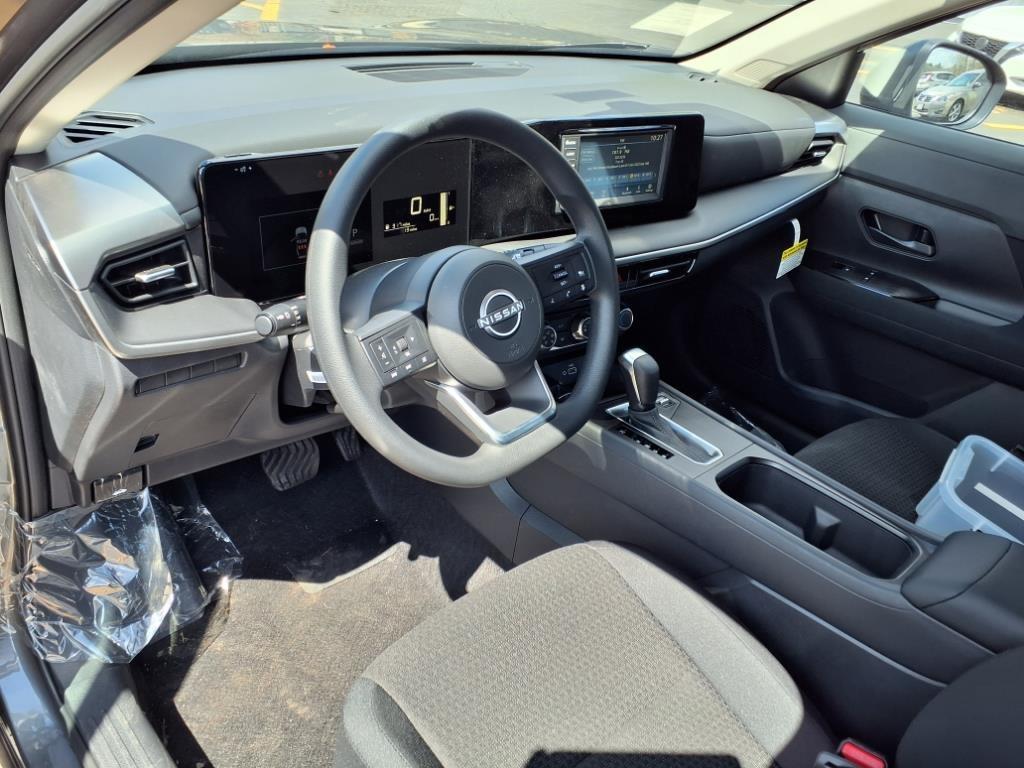 new 2025 Nissan Kicks car, priced at $25,180