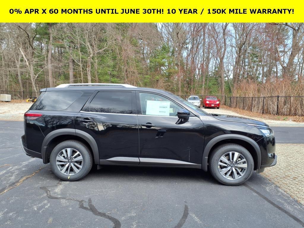 new 2025 Nissan Pathfinder car, priced at $43,207